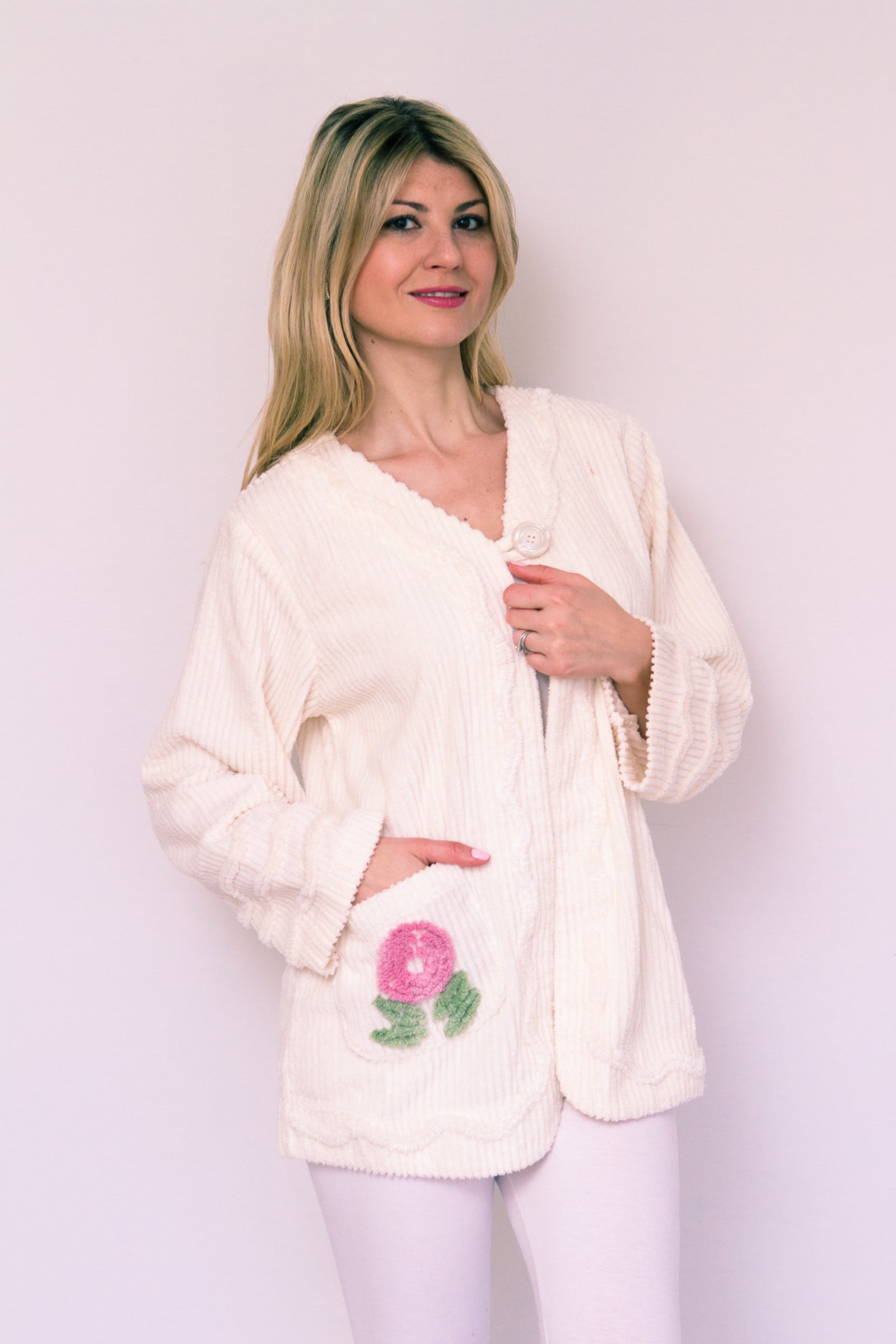 Vine Floral Embroidered Chenille Bed Jacket – Bath Robes