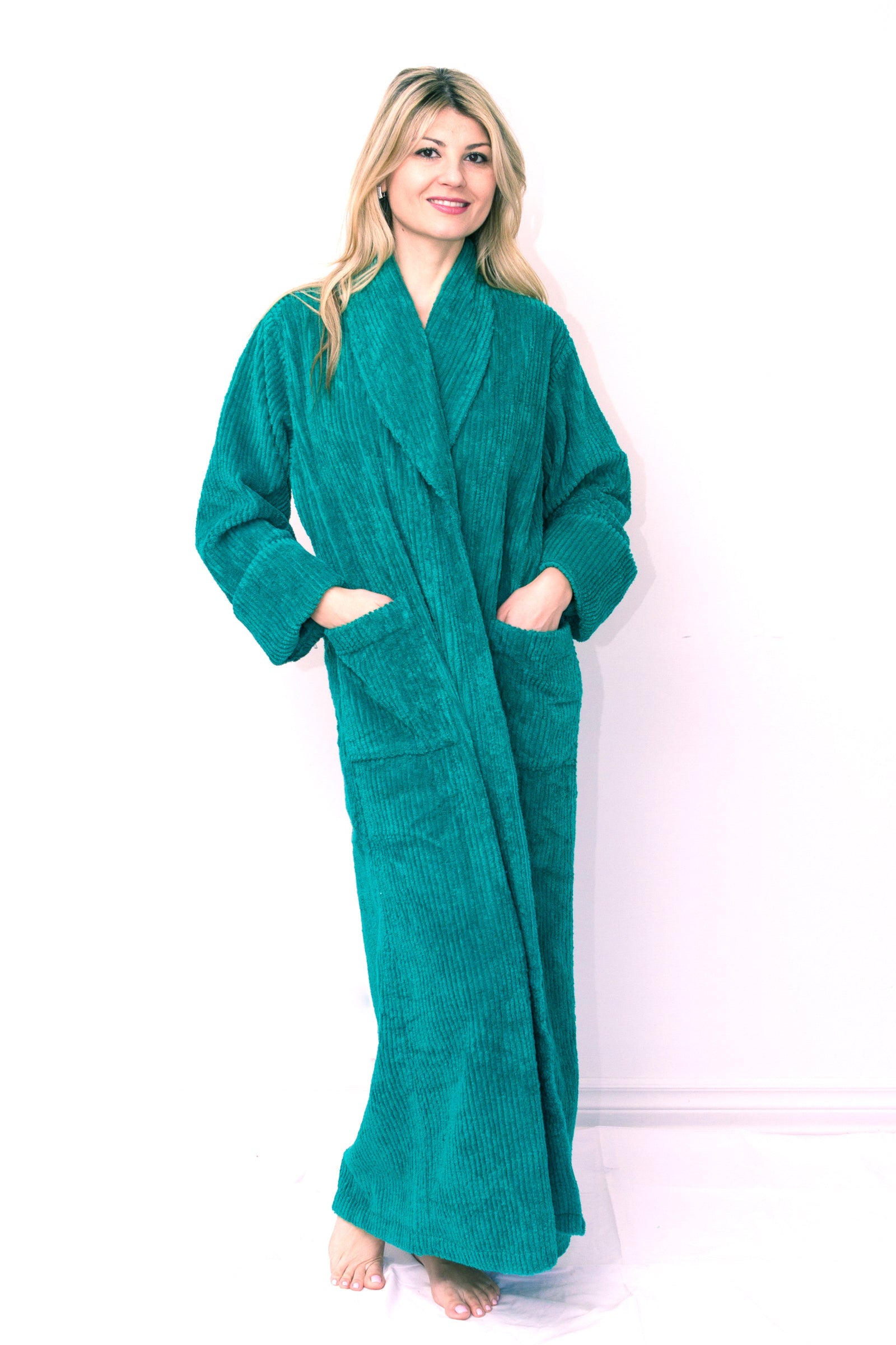 Ribbed Style Full Length Chenille Robe – Bath & Robes